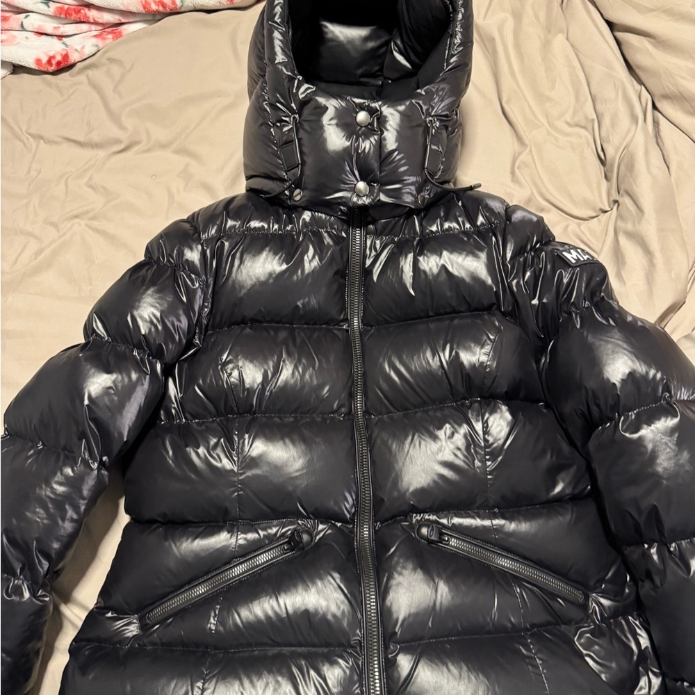 Women's Black Puffer Jacket